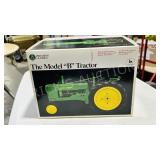 John Deere, Model B Tractor- diecast metal