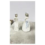 pair of porcelain figurines Valencia - 8' & 9' h