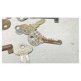 collection vintage keys
