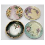 4 Vintage Decorative Plates