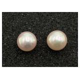 Gorgeous Pair Of 14K Gold & Genuine Pearl Earrings Gorgeous Pair Of 14K Gold & Genuine Pearl Earrings