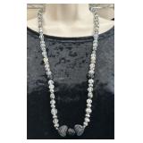 Elegant Beaded Glass Necklace Elegant Beaded Glass Necklace