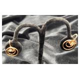 Vintage Style Blue Stone Screw Back Earrings Vintage Style Blue Stone Screw Back Earrings