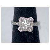 Beautiful AIG Platinum Diamond Ring Beautiful AIG Platinum Diamond Ring