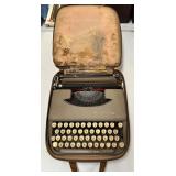 Vintage Smith-Corona Skyriter Manual Typewriter