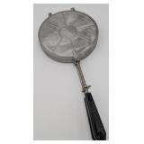 Vtg. Heart-Shaped Aluminum Waffle Iron
