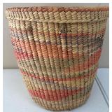 Large Woven Seagrass Basket w/ Lid