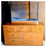 *Mid Century Modern Dresser w/Attached Mirror
