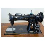 *Vintage Singer AH680432 Sewing Machine