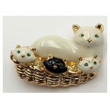 Beautiful Mama Cat w/ 3 Kittens Fashion Pin/Brooch