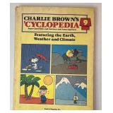 Vintage 1981 Peanuts Charlie Brownï¿½s CYCLOPEDIA