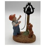 Country Store Collection ï¿½Comeï¿½n get itï¿½ Figure