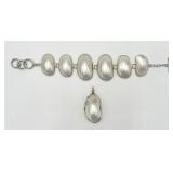 Mother of Pearl Shell Bracelet & Pendant