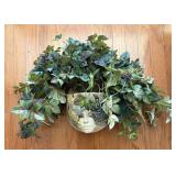 Gorgeous Chain-Hanging Wall Sconce