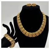 Vtg. Napier Gold Tone Basket Weave Jewelry Set
