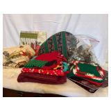 Lot of Christmas Kitchen Linens