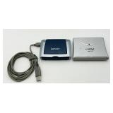 2 USB 2.0 Multi-Card Readers