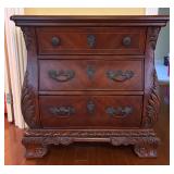Beautiful Broyhill Mahogany Bombe-style Nightstand