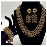 Vtg. Gold Tone Necklace, Bracelet & Earrings Set