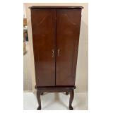 Vtg. Queen Anne-style Jewelry Armoire