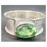 Sterling Silver Ring w/ Peridot Gem