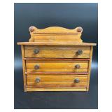 Childï¿½s Dresser