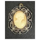 Sterling Silver Cameo Pendant  3.526 grams