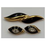 ï¿½Monetï¿½ Pin/Brooch &ï¿½Trifariï¿½ Enamel Ear Clips