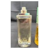 4 Perfumes