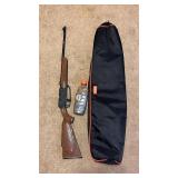 Daisy BB Gun w/Ammo and Tote