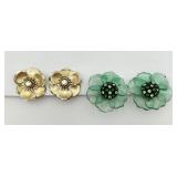 2 Pair of Pretty Floral Ear Clips