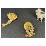 3 Brooch/Pins