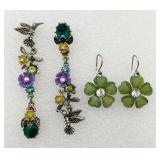 2 Pair Floral Earrings