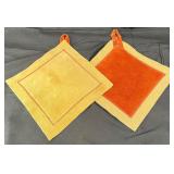 2 Rustic Kitchen Pot Holder Set