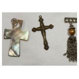 3 Pendants
