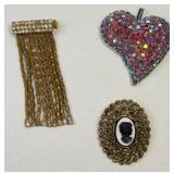 3 VTG Brooch/Pin