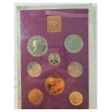 Elizabeth R. 1970 Coin Set Mint
