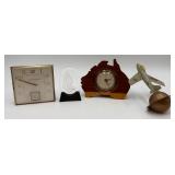 Lot of 4 Desktop/Mantel Items