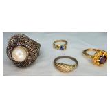 4 Fashion Rings