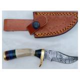 Handmade Damascus Hunting Steel Blade Knife