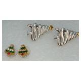 2 Fashion Earrings