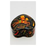 Vintage Heart Paper-mï¿½chï¿½ Kashmiri Box