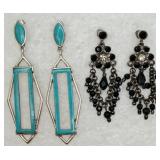 2 Fashion Earrings