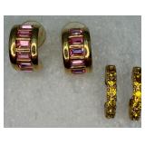 2 Fashion Earrings