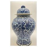 Blue and White Porcelain Chinese Temple Jar