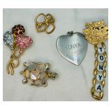 4 Brooch/Pins & 1 Pendant