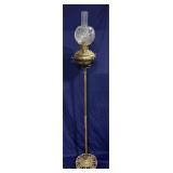 Antique Victorian-style floor lamp 66'