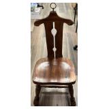 Ethan Allen Antiqued Pine Tavern Valet Chair