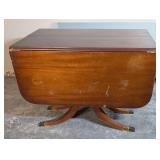 *Vtg Duncan Phyfe Drop Leaf Triple Pedestal Table