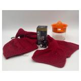 Winterware, Hairline Powder & Manual Citrus Juicer